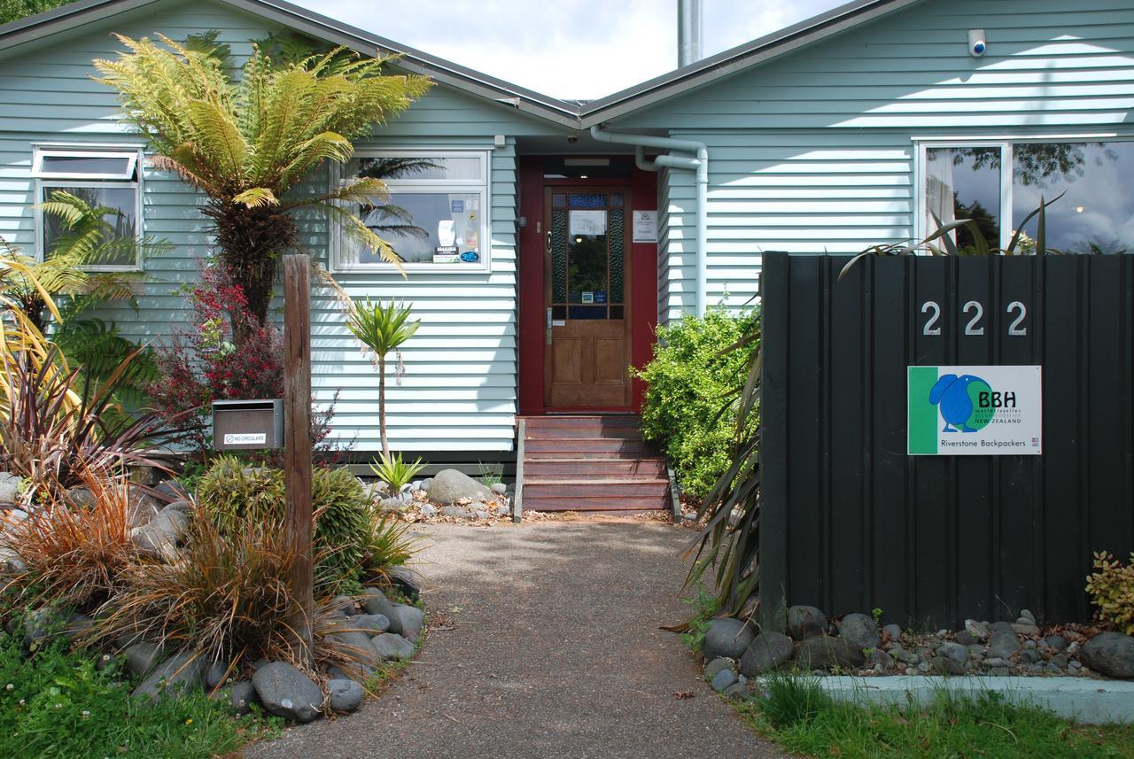 Riverstone Lodge Turangi Buitenkant foto BPH's headquarters in Wellington